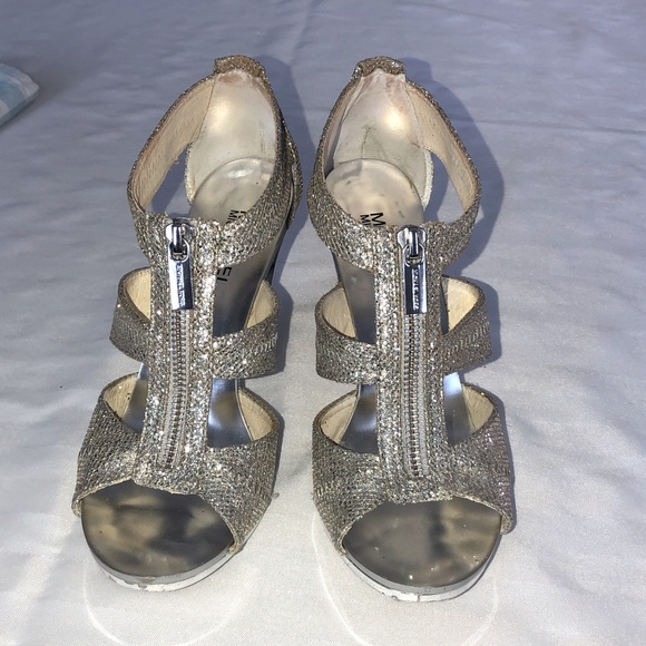 Michael Kors Sparkly Party Shoes 🎉 - Picture 5 of 8